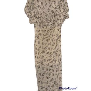 Etophe studio. Size M, beautiful midi dress